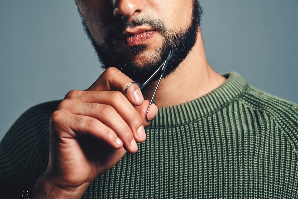 Scalp micropigmentation for men with patchy beards